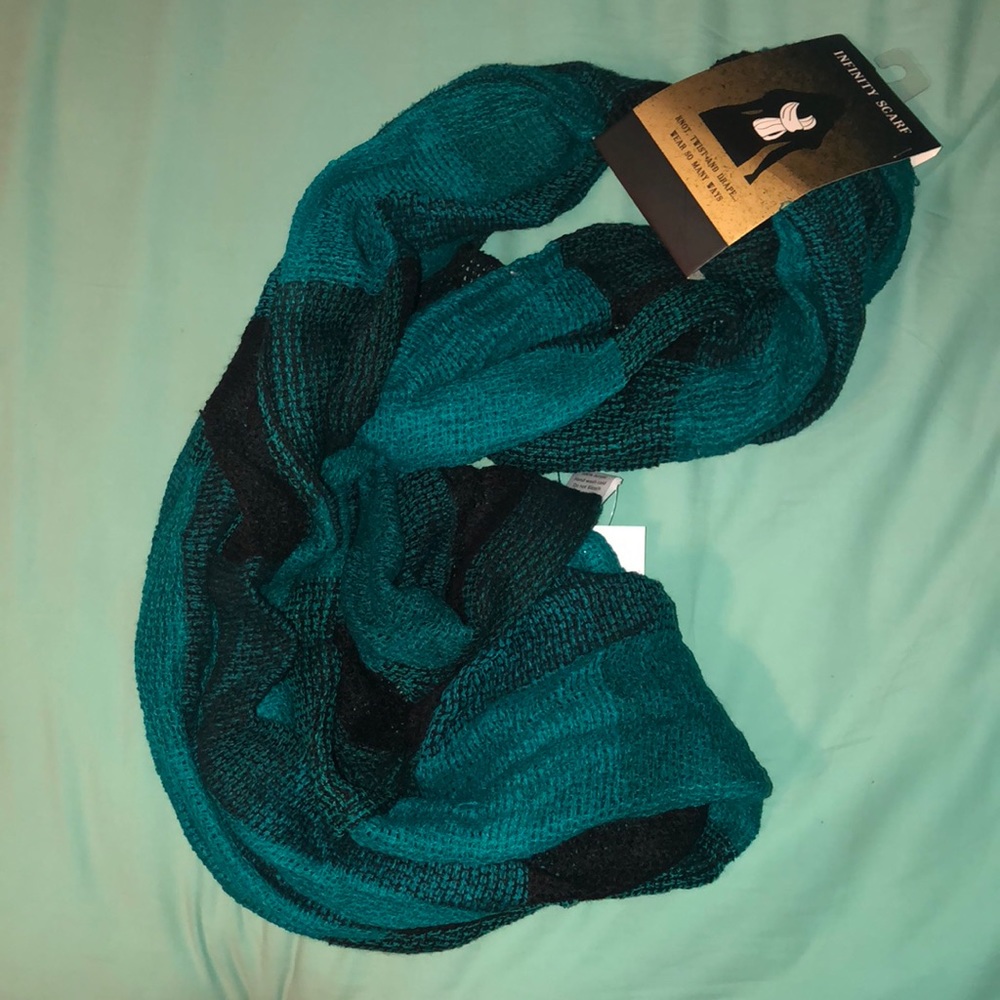infinity scarf